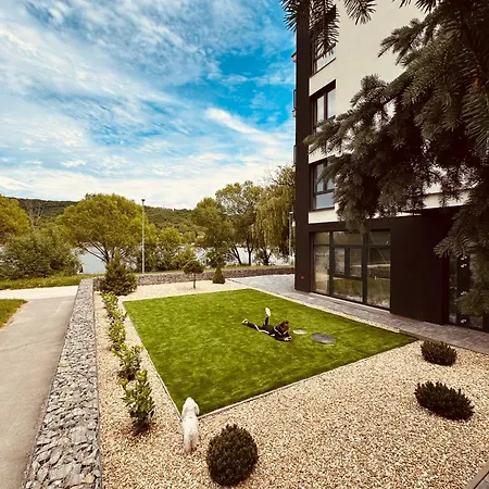 Apartment Luxusne Nad Jazerom
