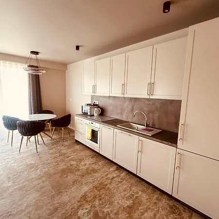 Apartment Luxusne Nad Jazerom *